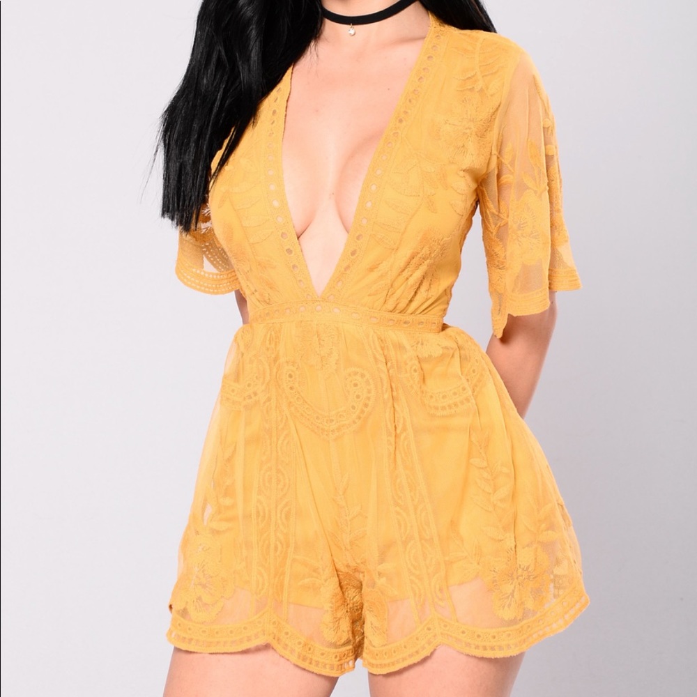 HONEY PUNCH Golden Yellow Lace Romper